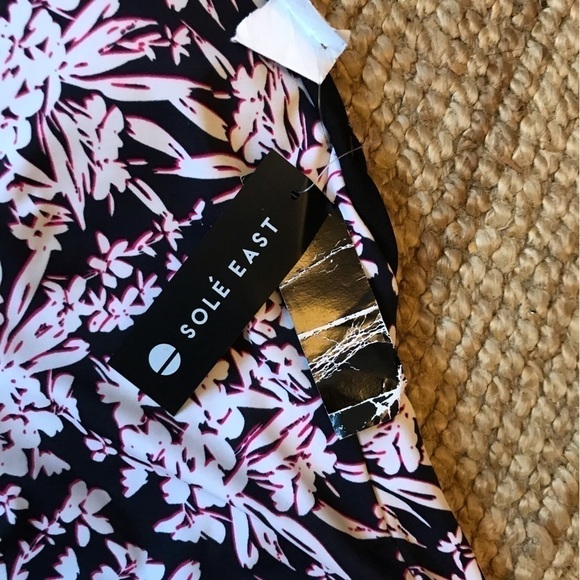 Sole East One Piece Bathing Swim Suit. Floral. Size XL. Brand New. - Picture 5 of 5